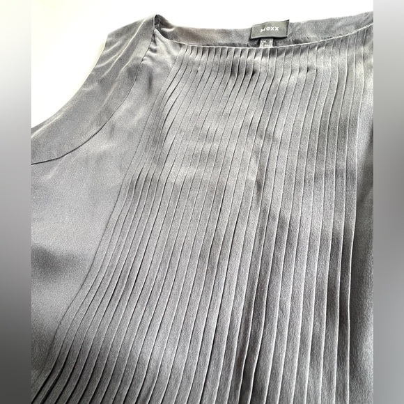 Mexx 100% Silk Pleated Sleeveless Dress with Tie Back Size 38 - Picture 3 of 10